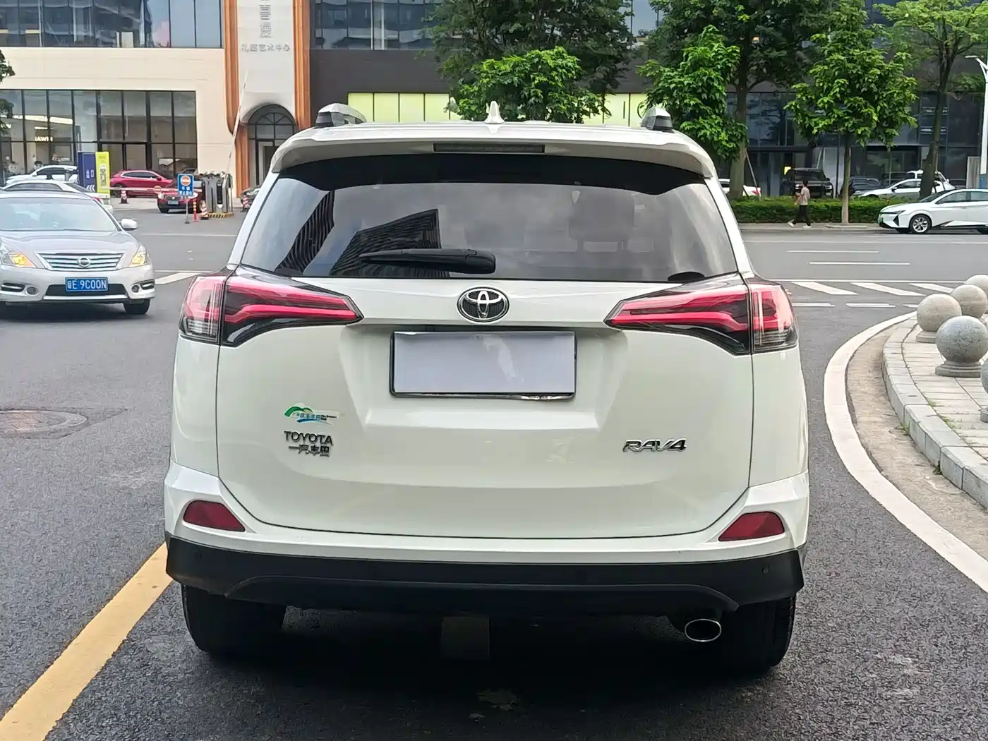 Toyota RAV4 Rongfang 2016 2.0L CVT 2WD Urban (China V) фото 5
