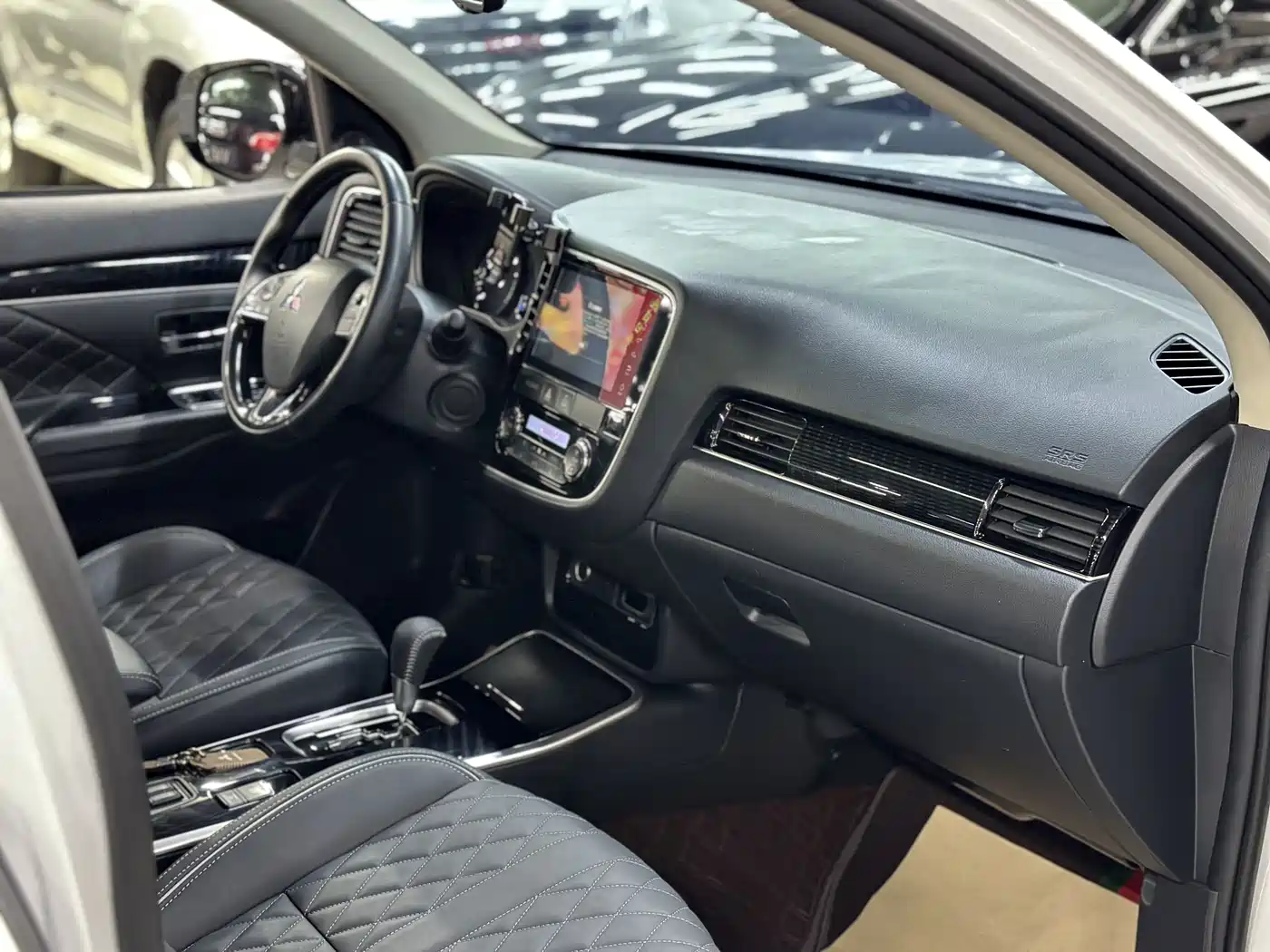 Mitsubishi Outlander 2021 2.0L FWD Comfort Edition 5-seater фото 13