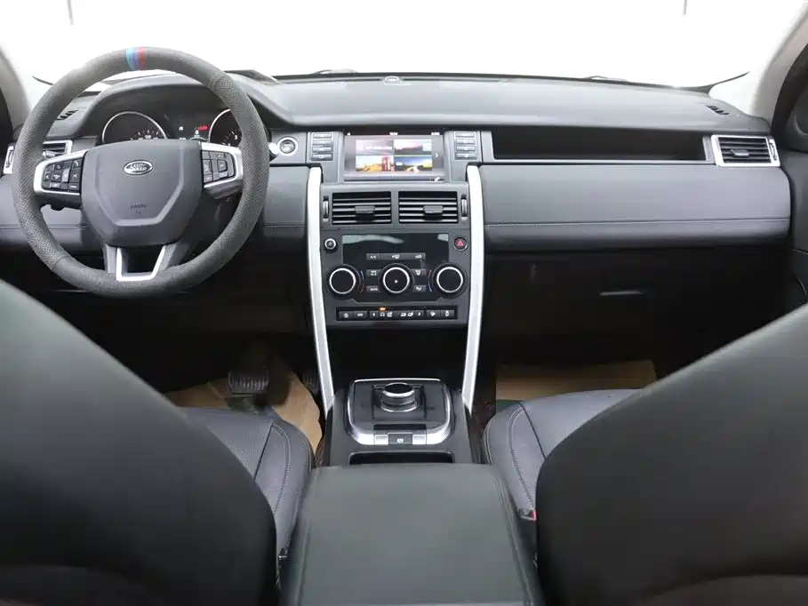 Land Rover Discovery Sport 2019 240PS SE Edition China VI фото 26