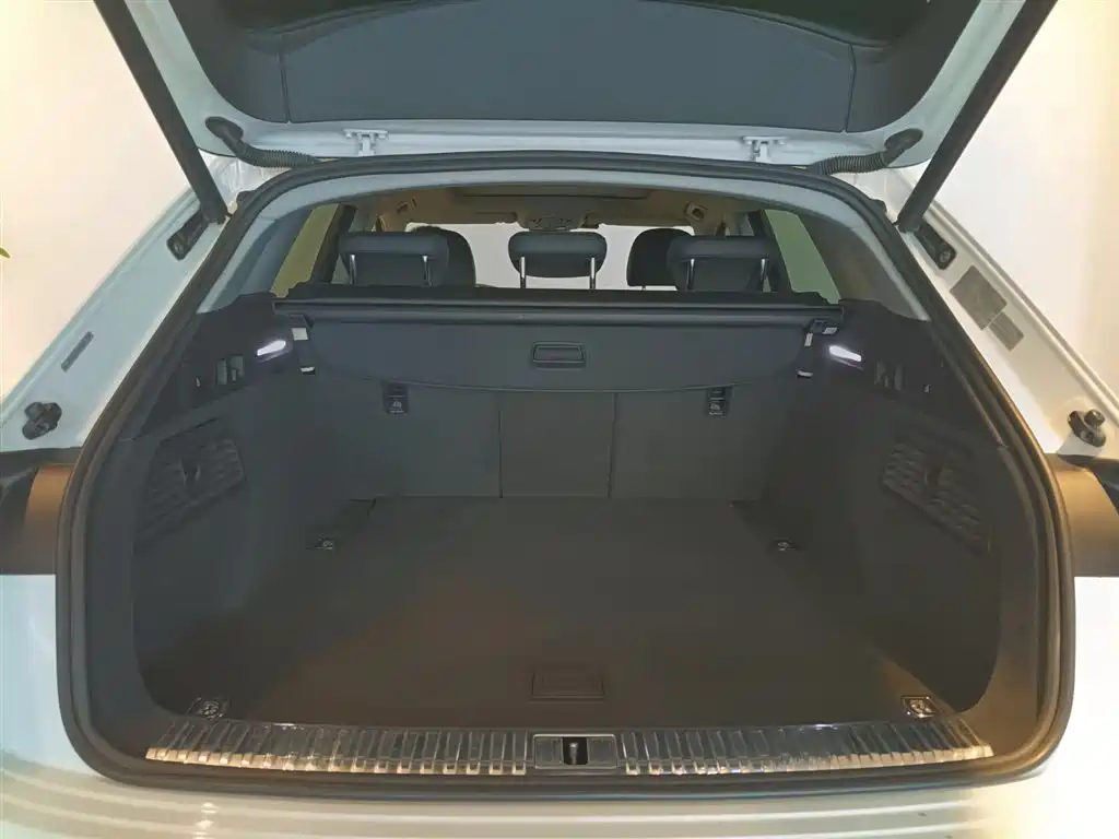 Audi e-tron (Import) 2020 2019 55 quattro Fashion
