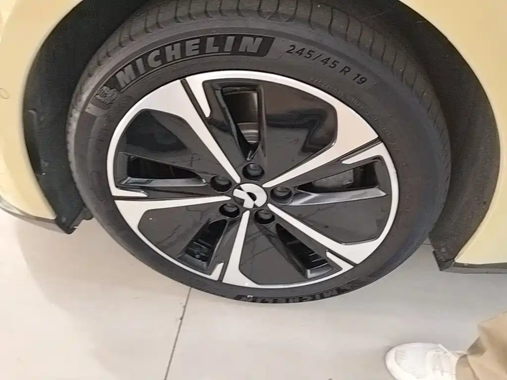 Фото 23 - NIO ET5T
