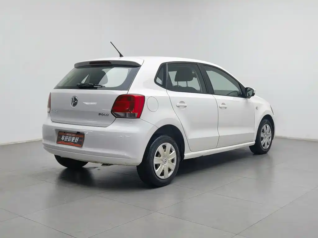 صورة 2 - Volkswagen Polo