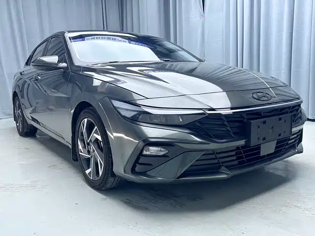 Hyundai Elantra 2023 1.5L CVT GLX Elite Edition — фото 3