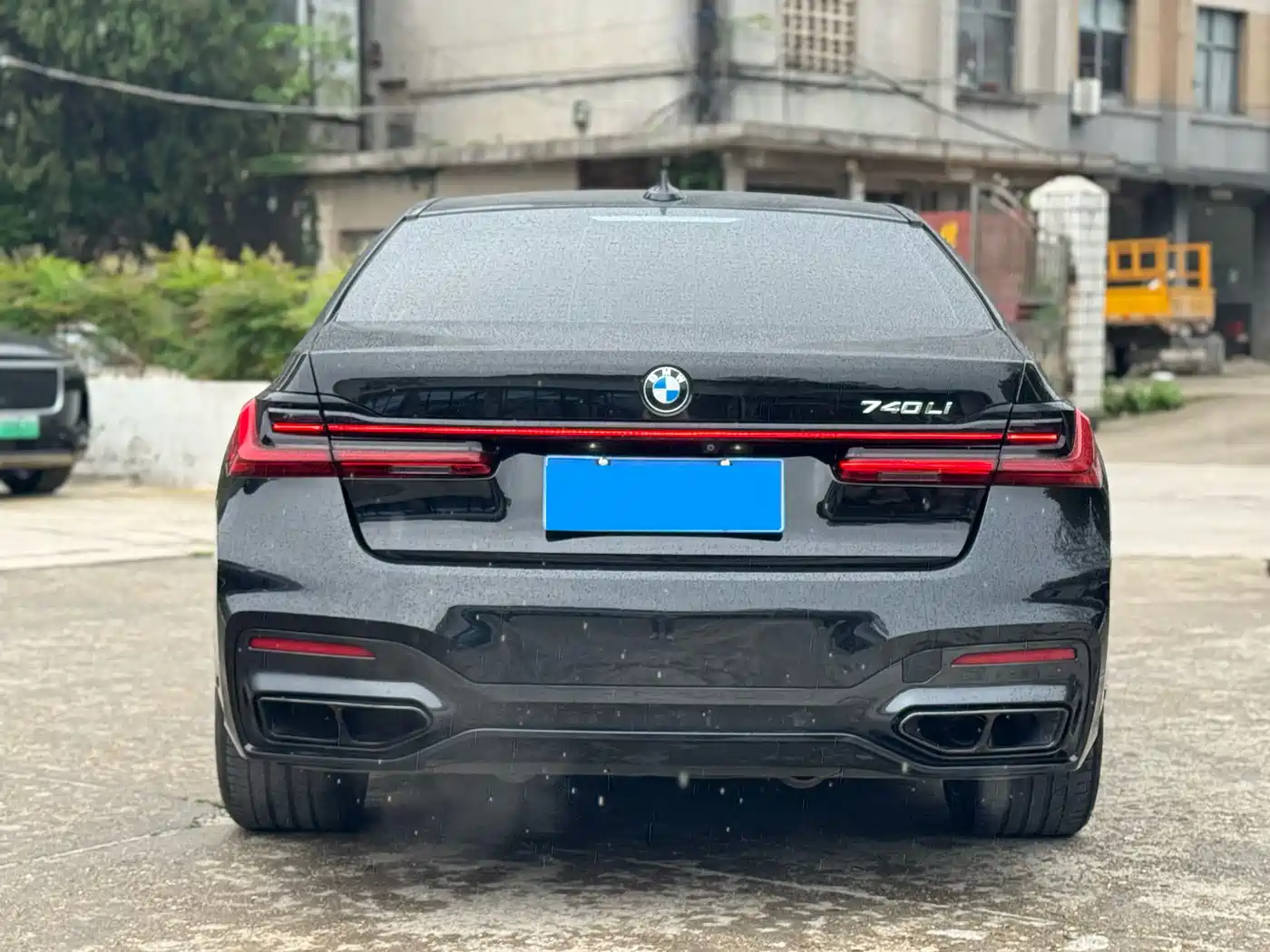 BMW 7 Series 2016 740Li Leading Edition фото 7