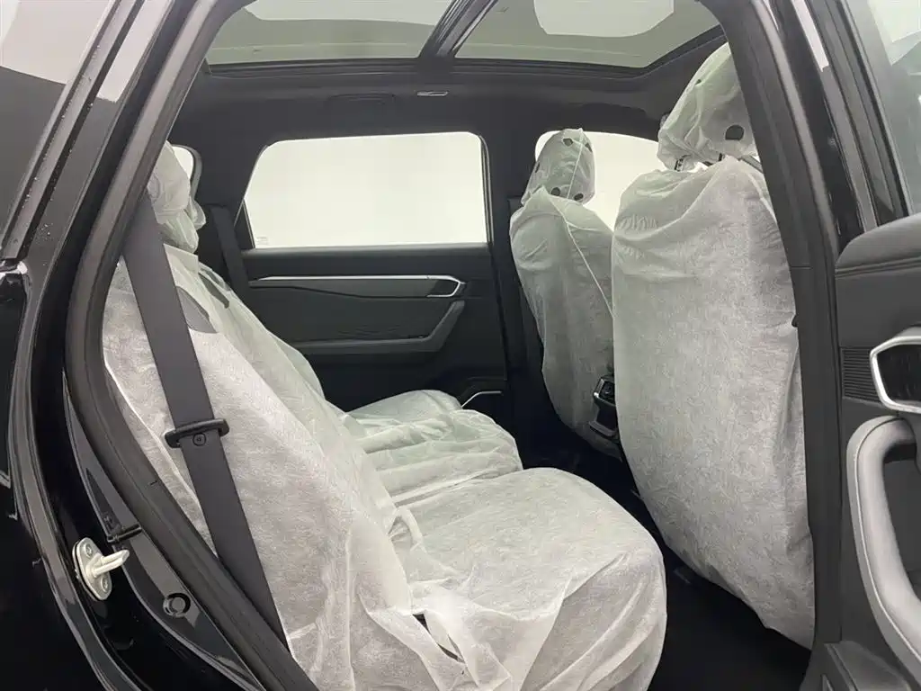 Geely Haoyue L 2026 2026 1.5TD DCT Happiness 7-Seater