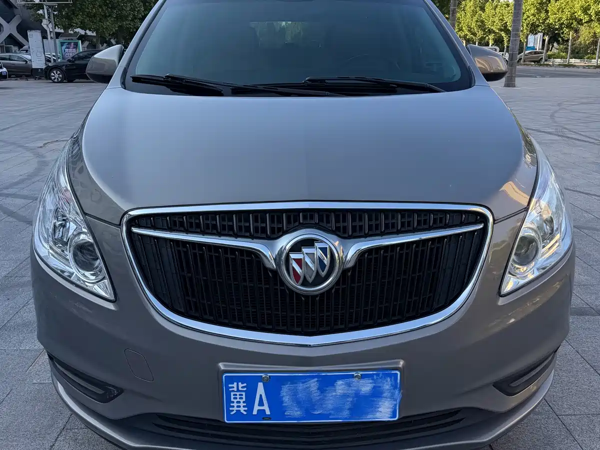 Buick GL8 2018 28T Luxury Model China VI фото 2