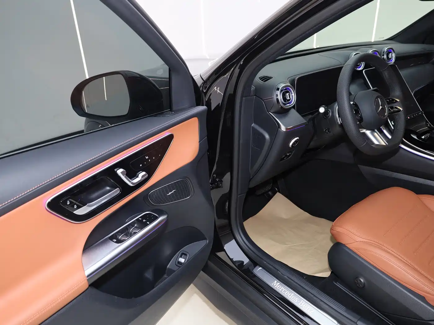Mercedes-Benz GLC 2025 Facelift GLC 260 L 4MATIC Luxury фото 17