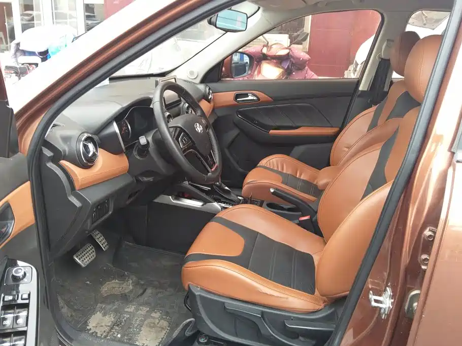Фото 9 - BAIC Senova X35