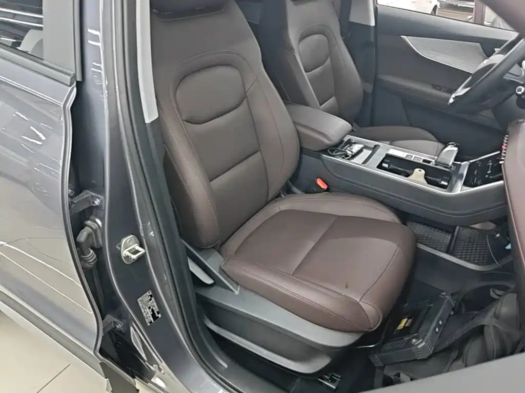Chery Tiggo 7 2025 2025 Excellence 1.5T CVT Luxury Edition
