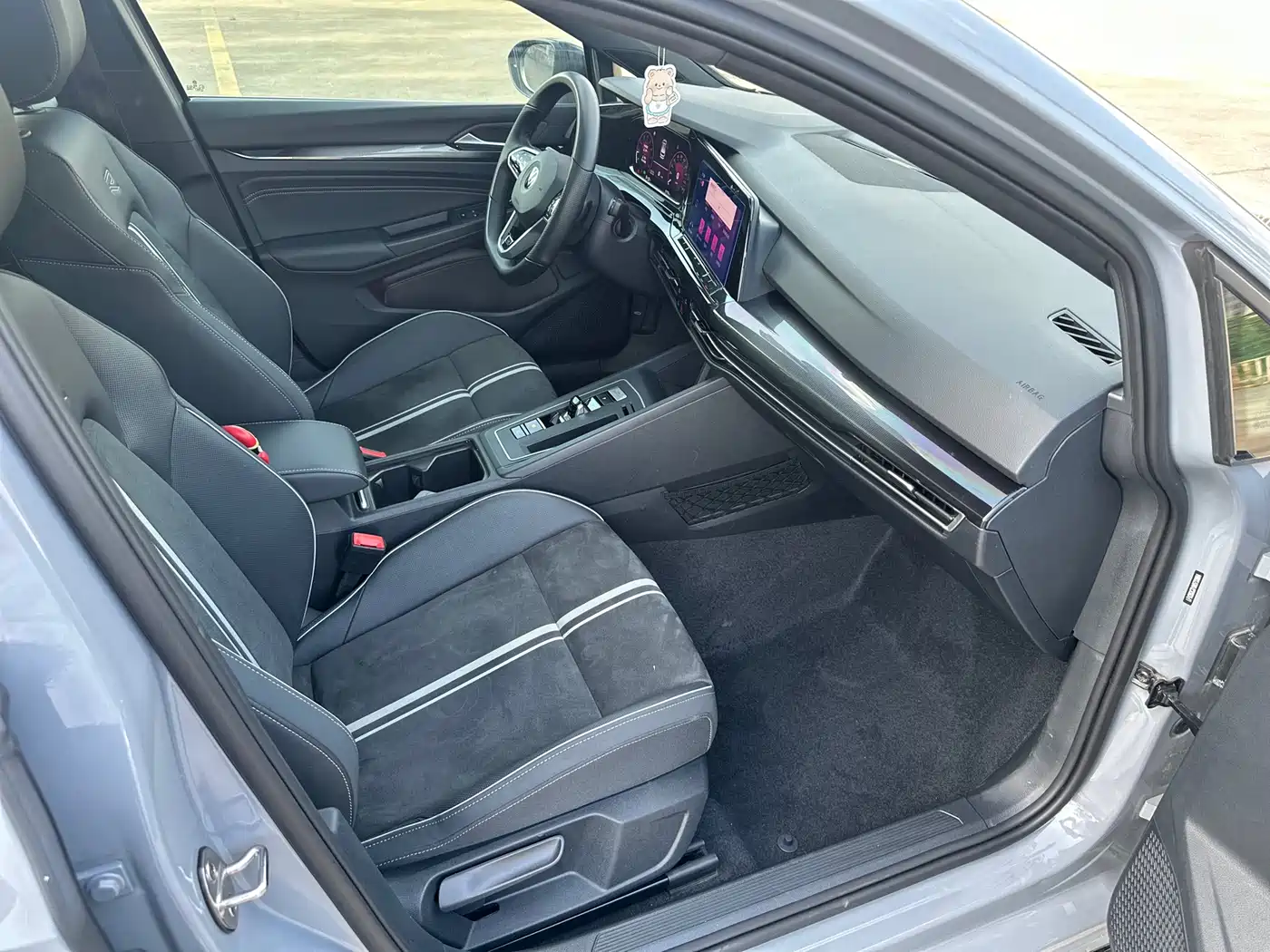 Volkswagen Golf 2021 280TSI DSG R-Line фото 19