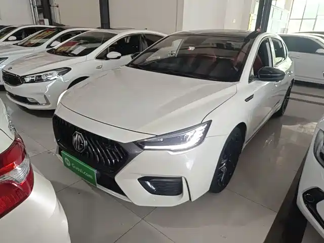 MG 6 1.5T, автомат, Trophy, Флагман