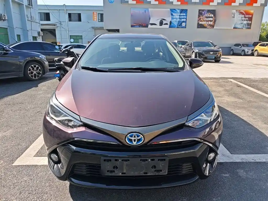 Toyota Levin Twin Engine E+ 2019 1.8PH GS E-CVT Elite Edition фото 3