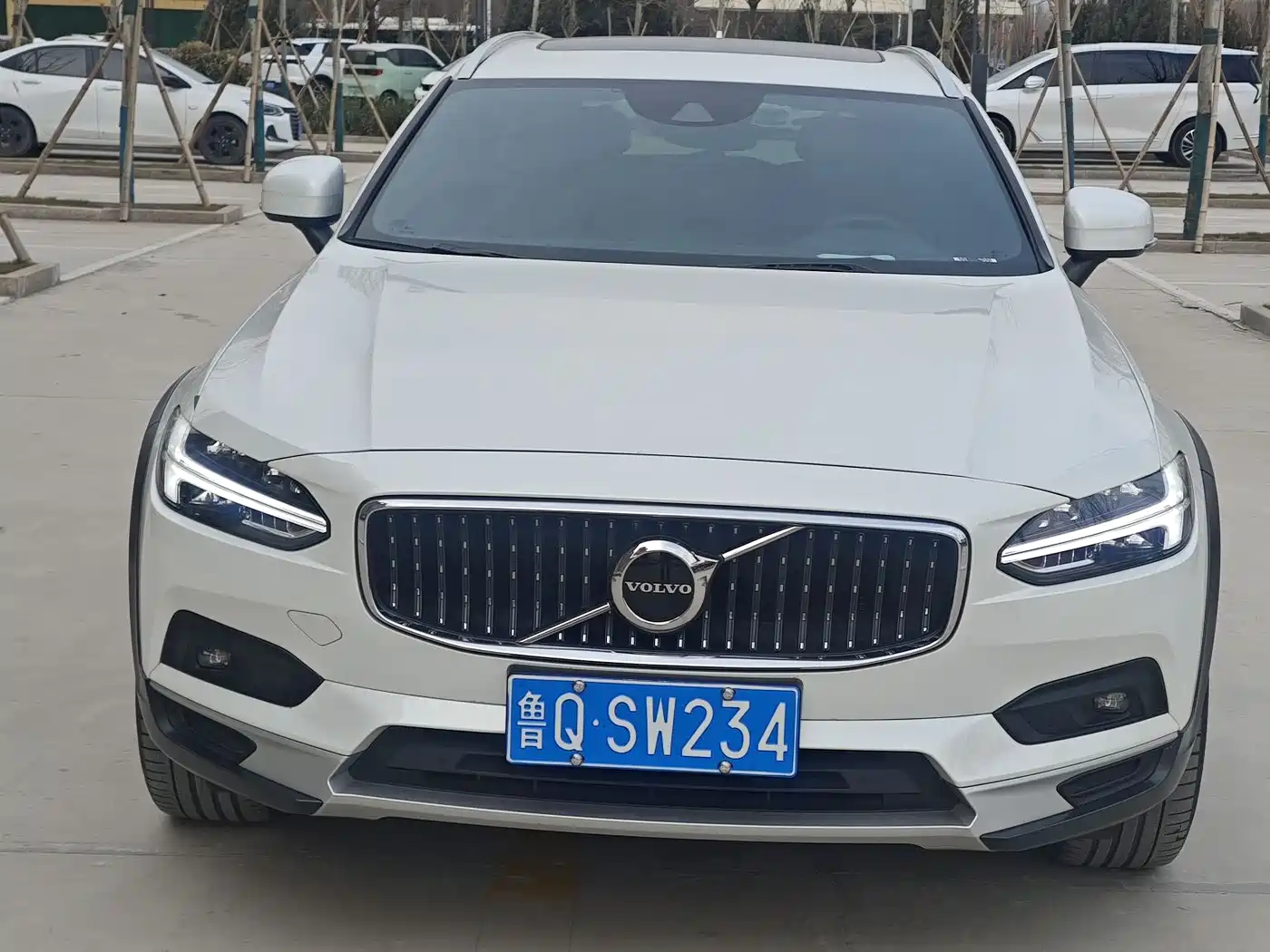 VOLVO V90