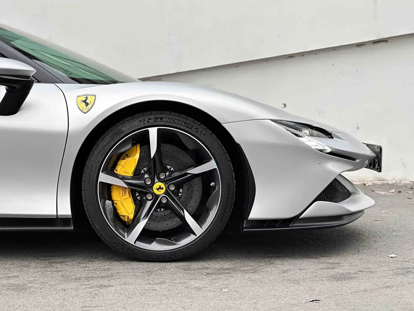 Ferrari SF90 2024 2021 3.9T V8 Spider