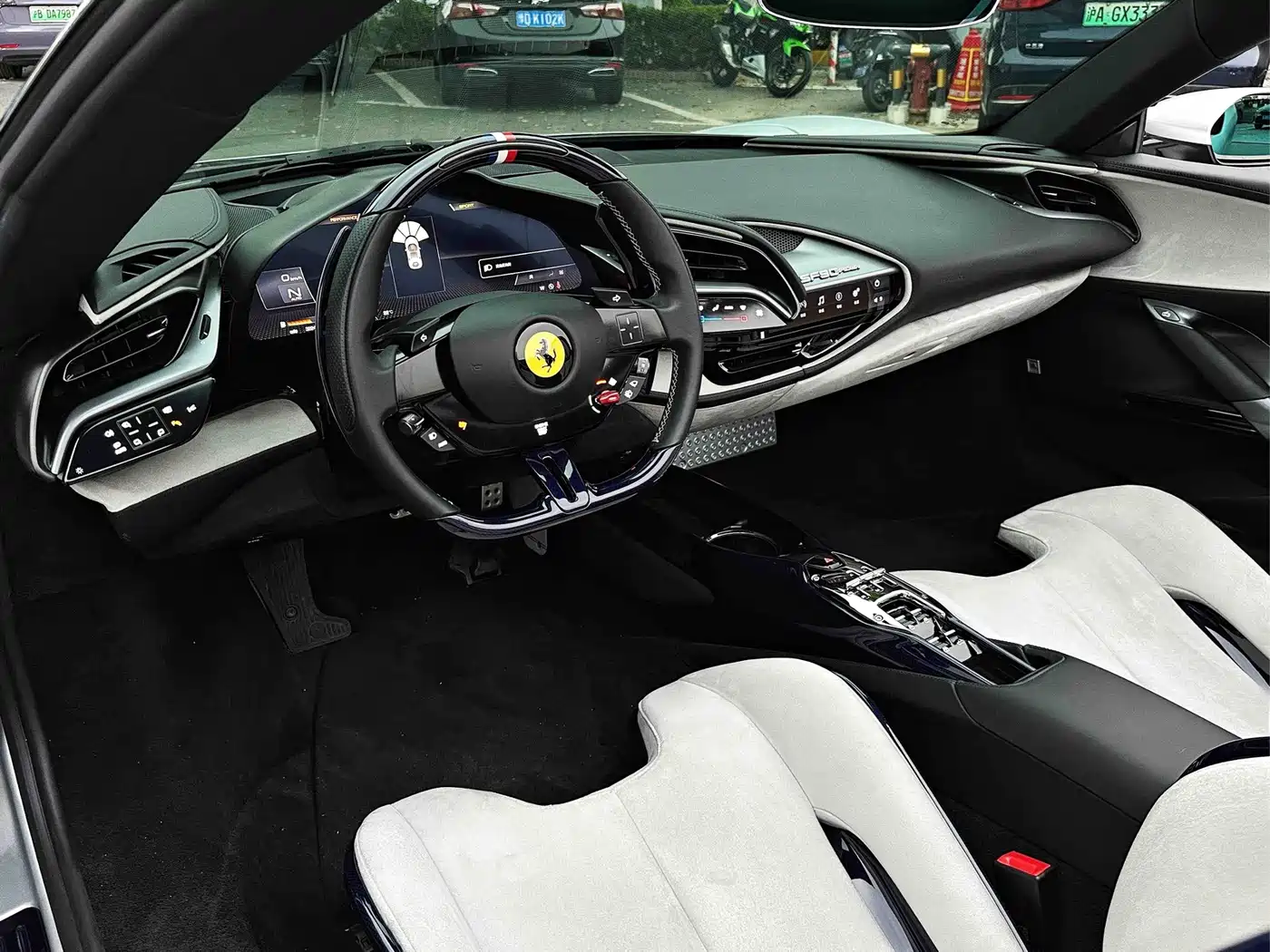 Ferrari SF90 2024 2021 3.9T V8 Spider