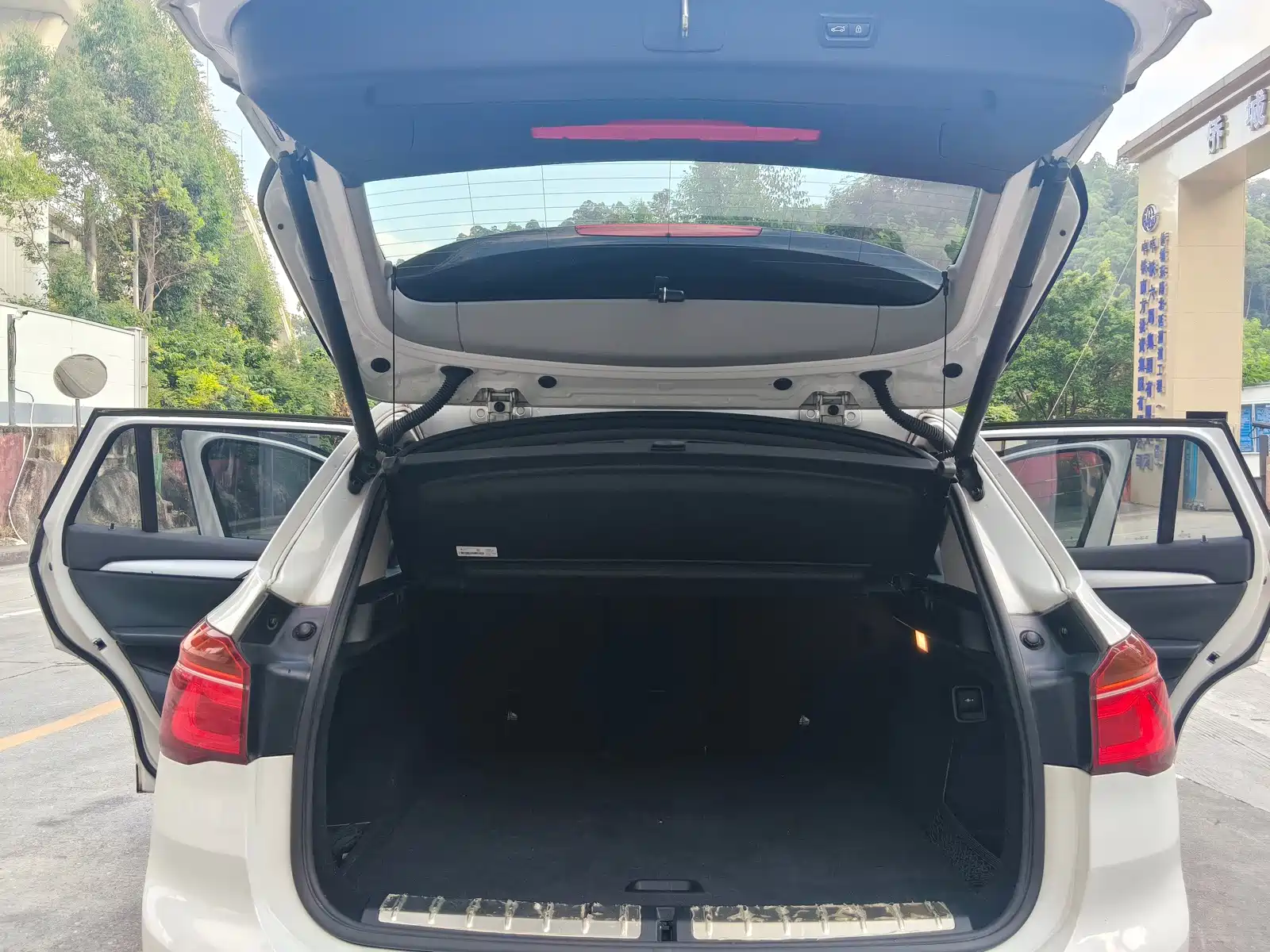 Фото 14 - BMW X1