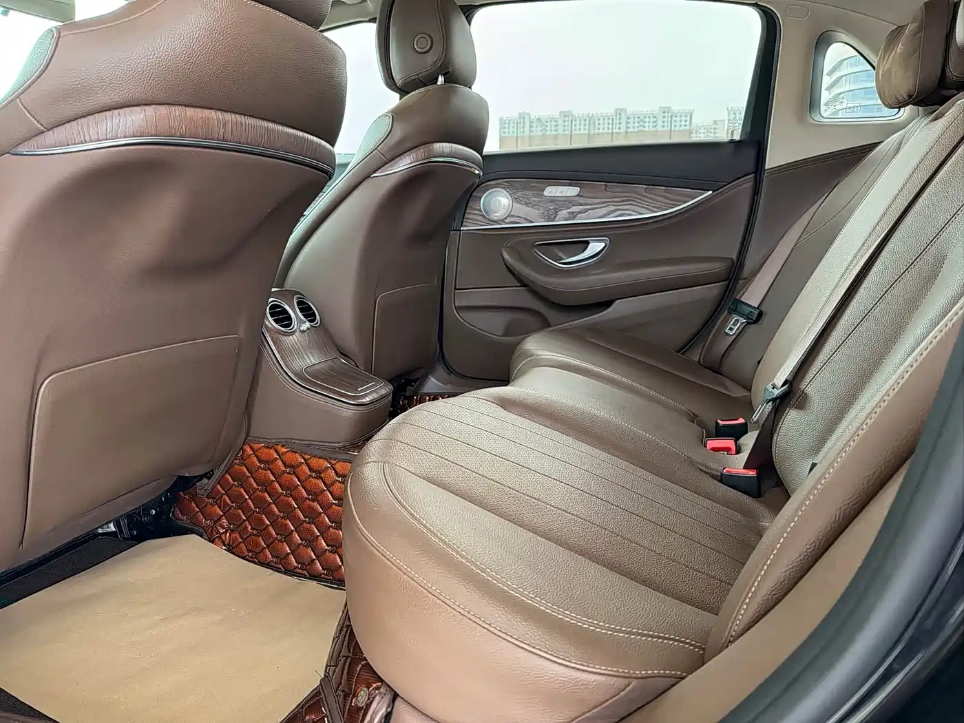 Mercedes-Benz E-Class 2021 Facelift E 260 L фото 11