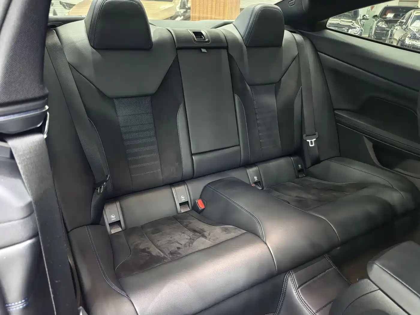 BMW 4 Series 2022 425i M Sport Shadow Night Package фото 14