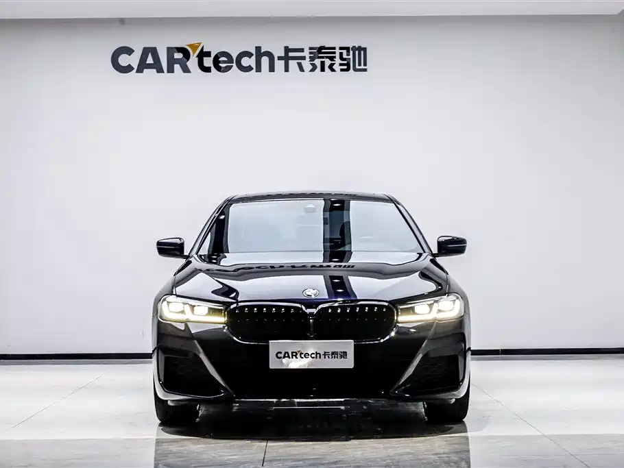 BMW 5 Series 2022 Model Second Facelift 530Li Leading M Sport Package фото 5