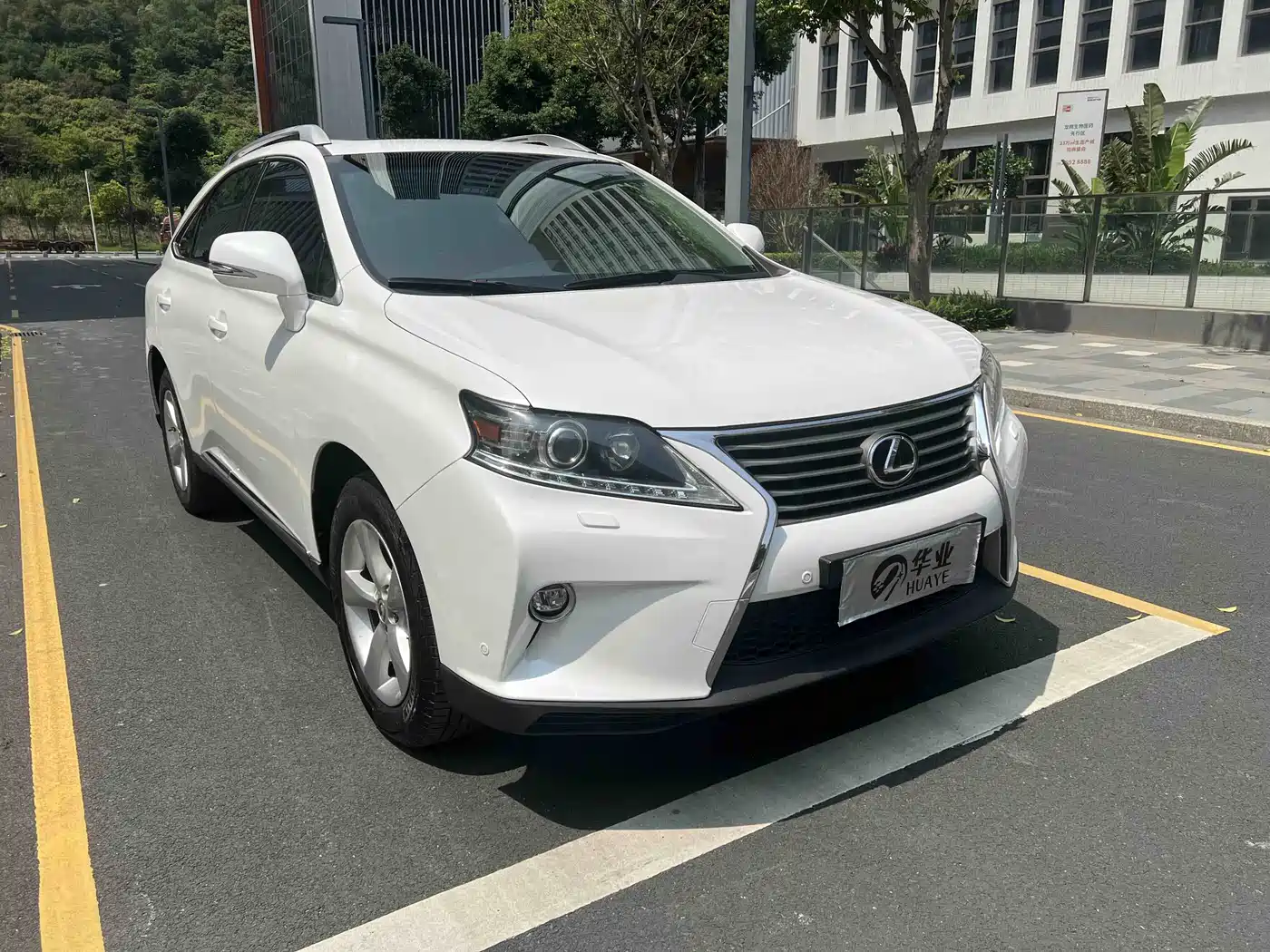Lexus RX Classic 2013 270 Elegance фото 2