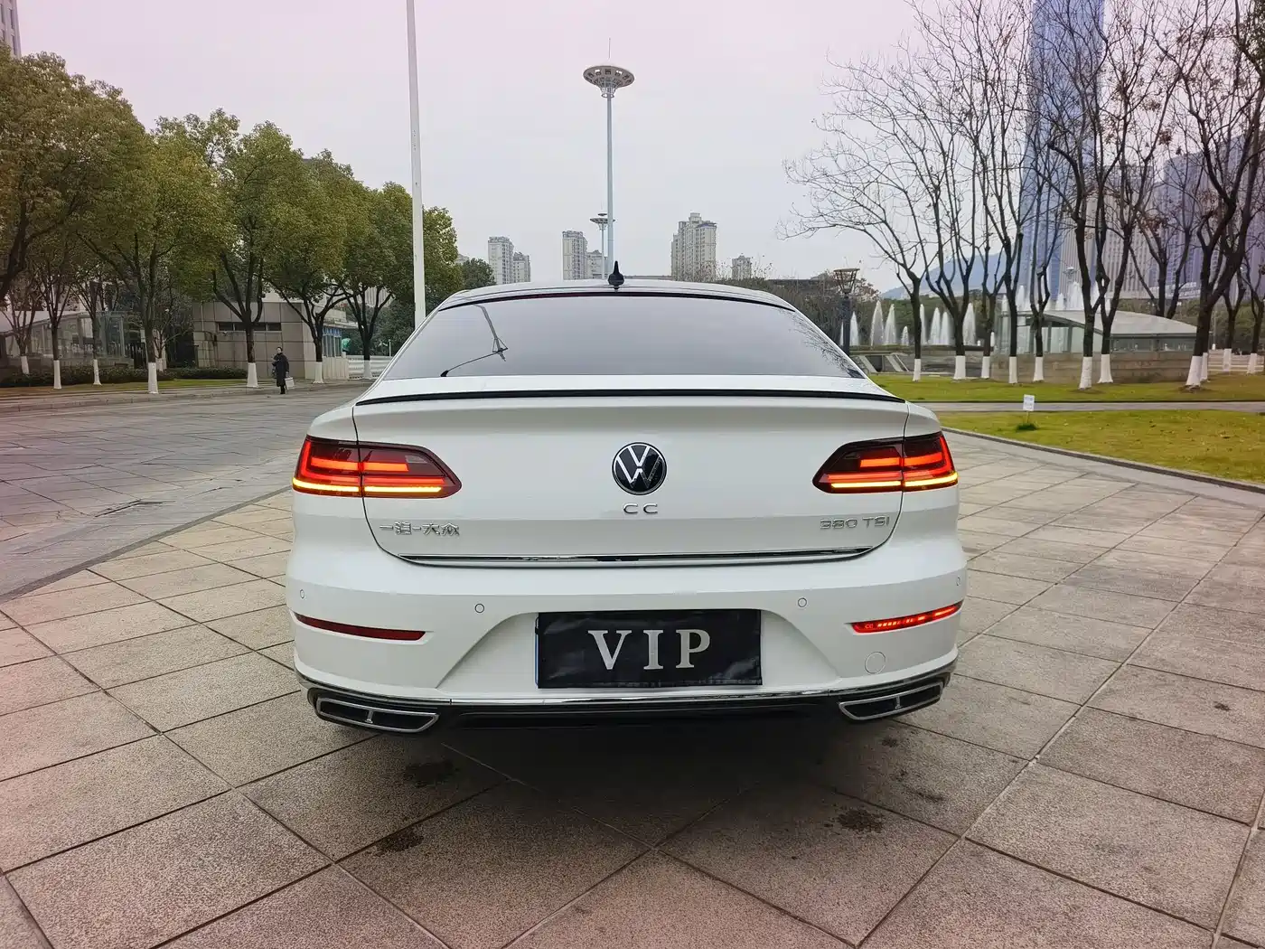 Volkswagen FAW-Volkswagen CC 2021 380TSI Eye-catching Edition фото 14