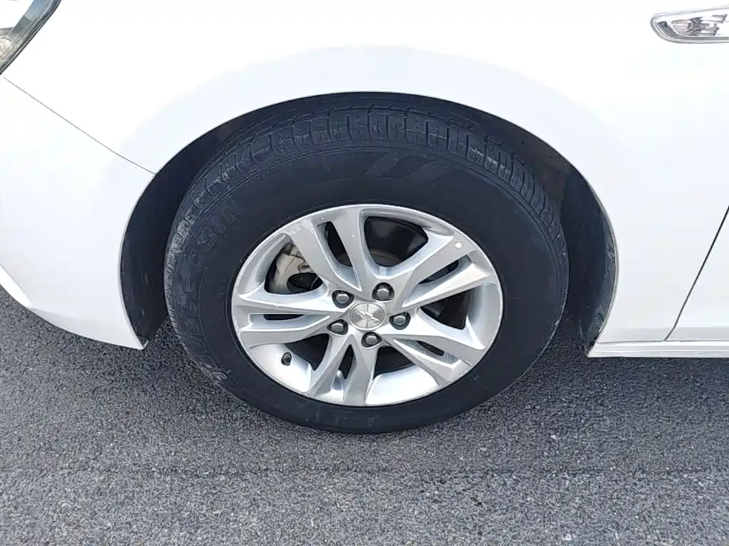 Chevrolet Cavalier 2016 1.5L Automatic Delight Edition фото 23