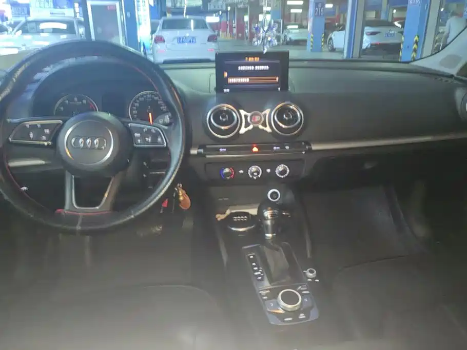 Фото 12 - Audi A3