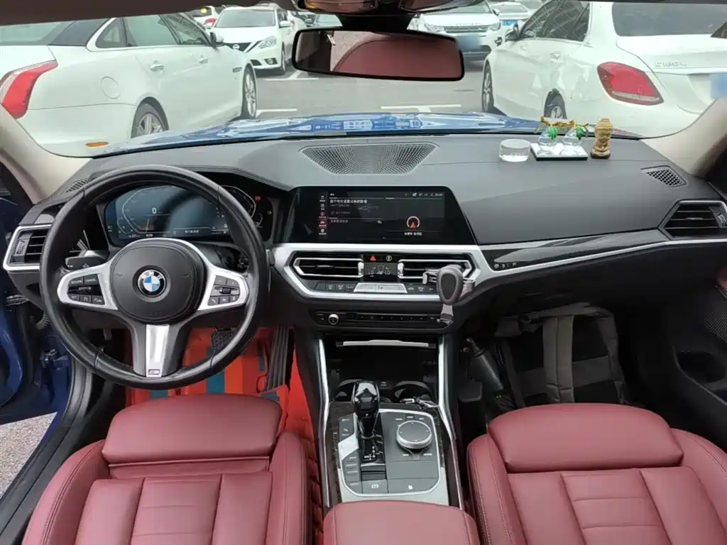 BMW 3-SERIES