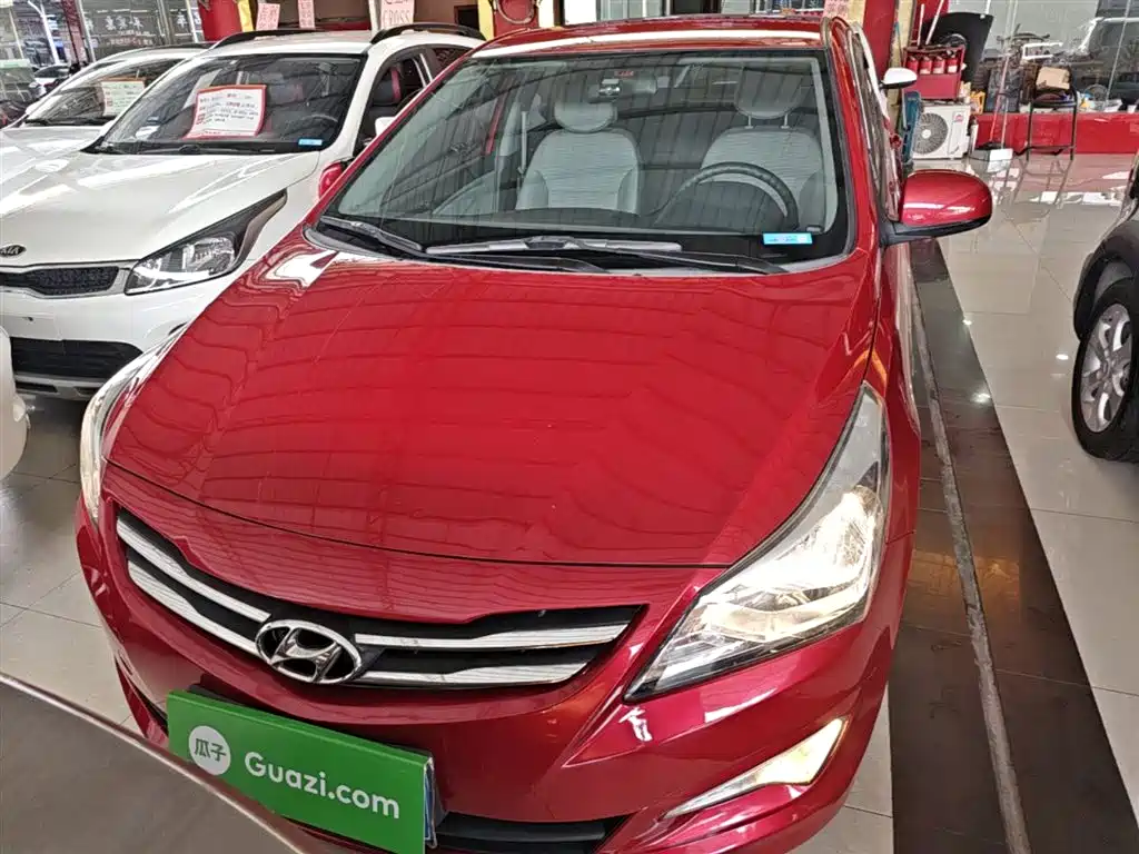 Hyundai Verna 2014 1.4L Automatic Smart GLS фото 3