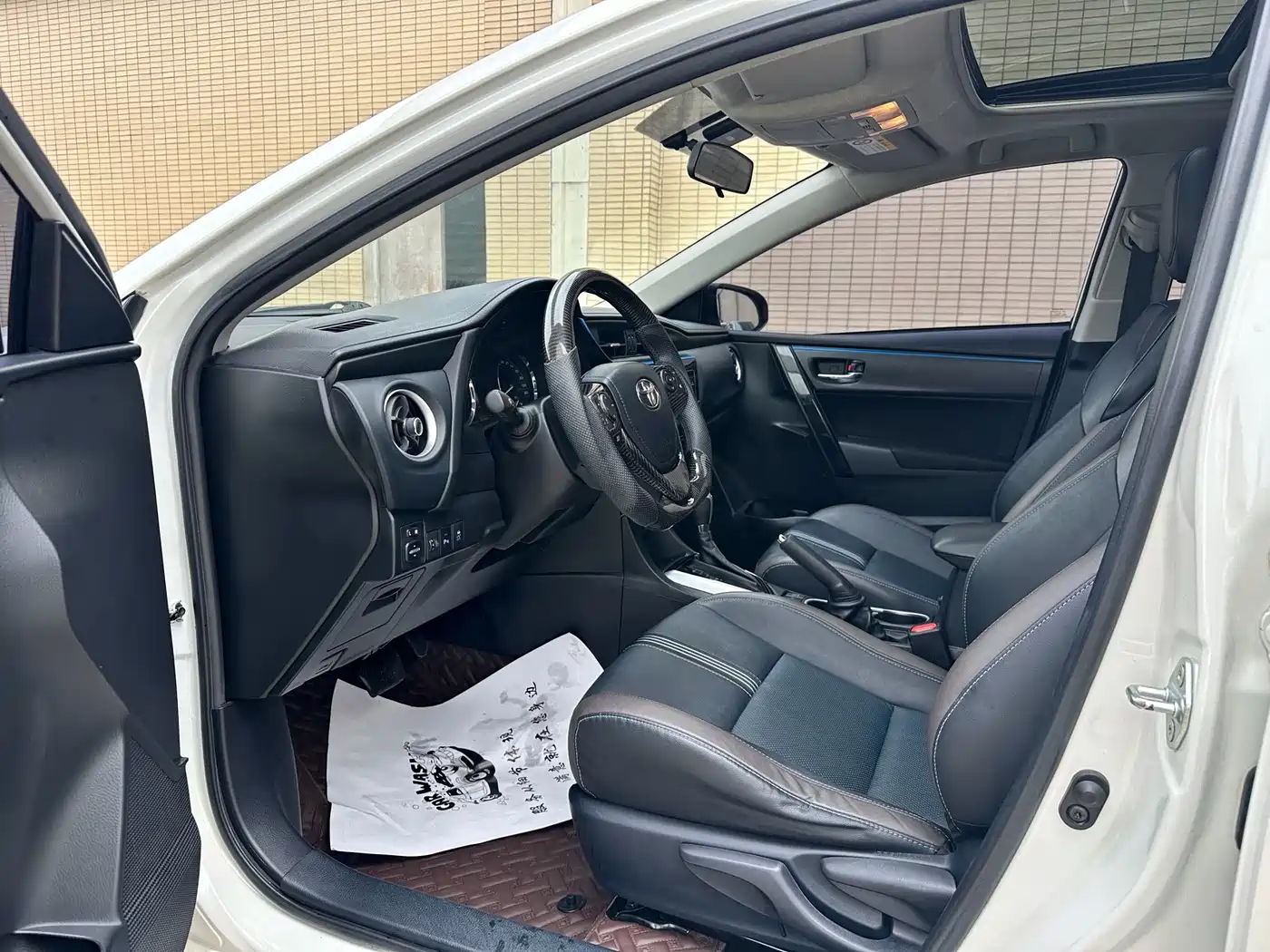 Toyota Levin 2018 185T CVT Premium Edition China V фото 9