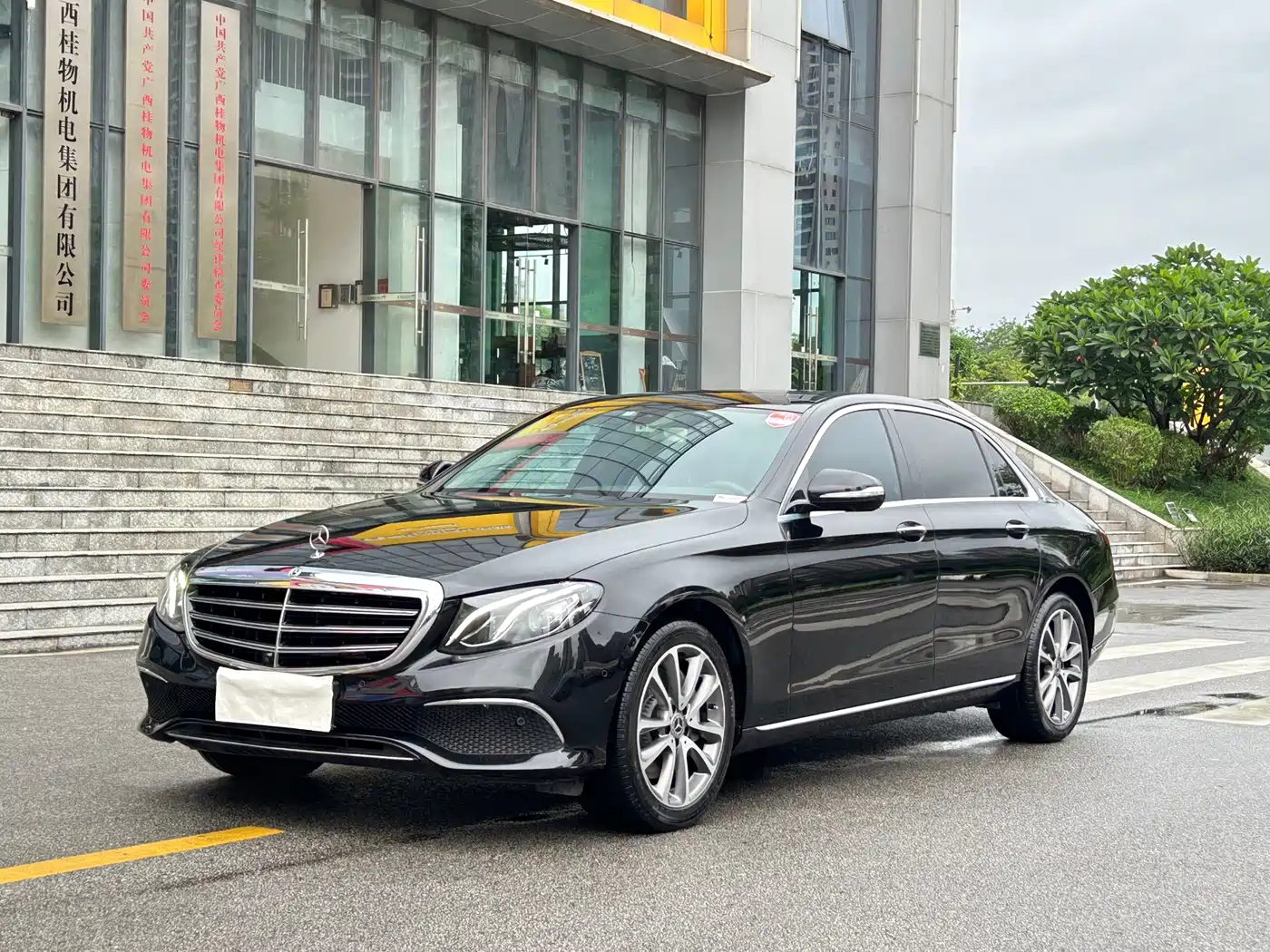 Mercedes-Benz E-Class 2018 Facelift E 300 L Fashion