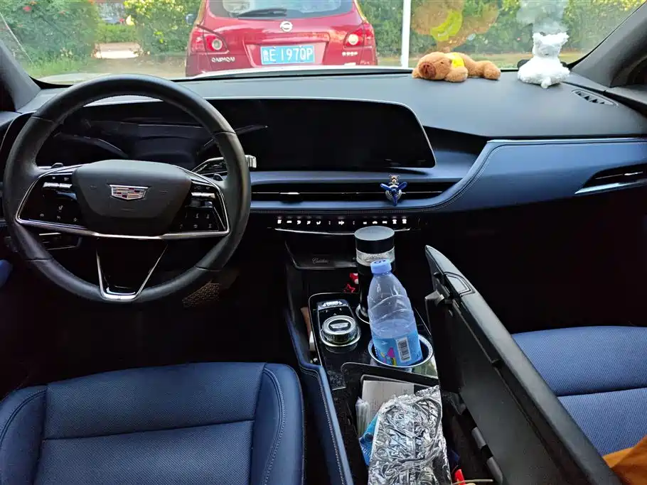 CADILLAC GT4