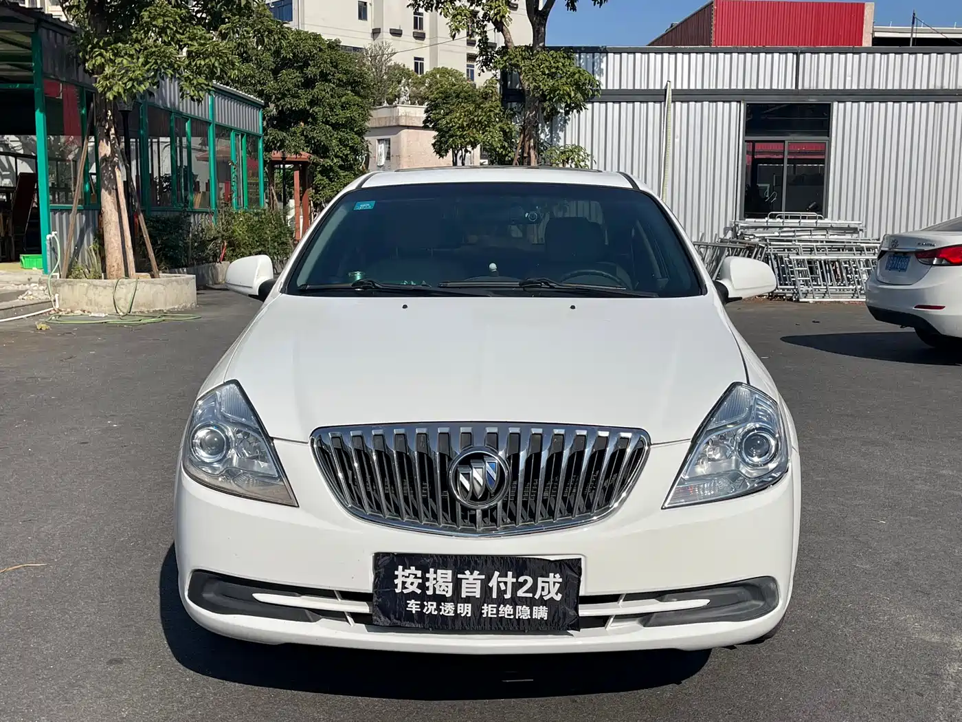 Buick Excelle 2015 1.5L Manual Classic фото 2