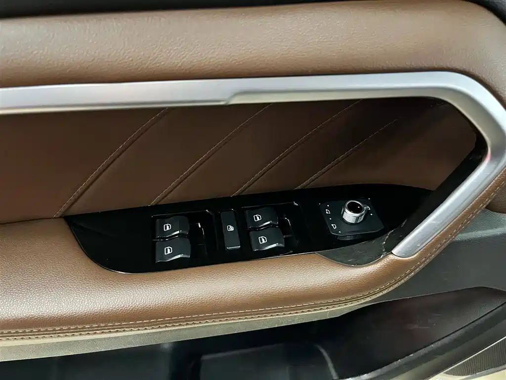 Haval H6 2017 Red Label 2.0T Automatic 2WD Trend фото 9