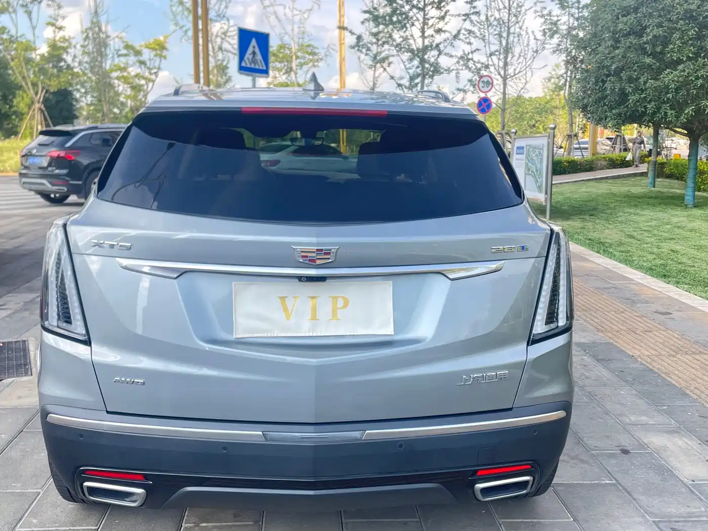 Cadillac XT5 2025 2022 2.0T 4WD Platinum