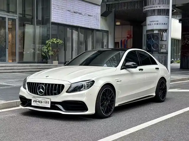 MERCEDES-BENZ C CLASS AMG