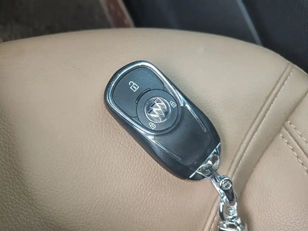 Buick GL6 2021 323T Mild Hybrid Connected Premium Trim фото 9