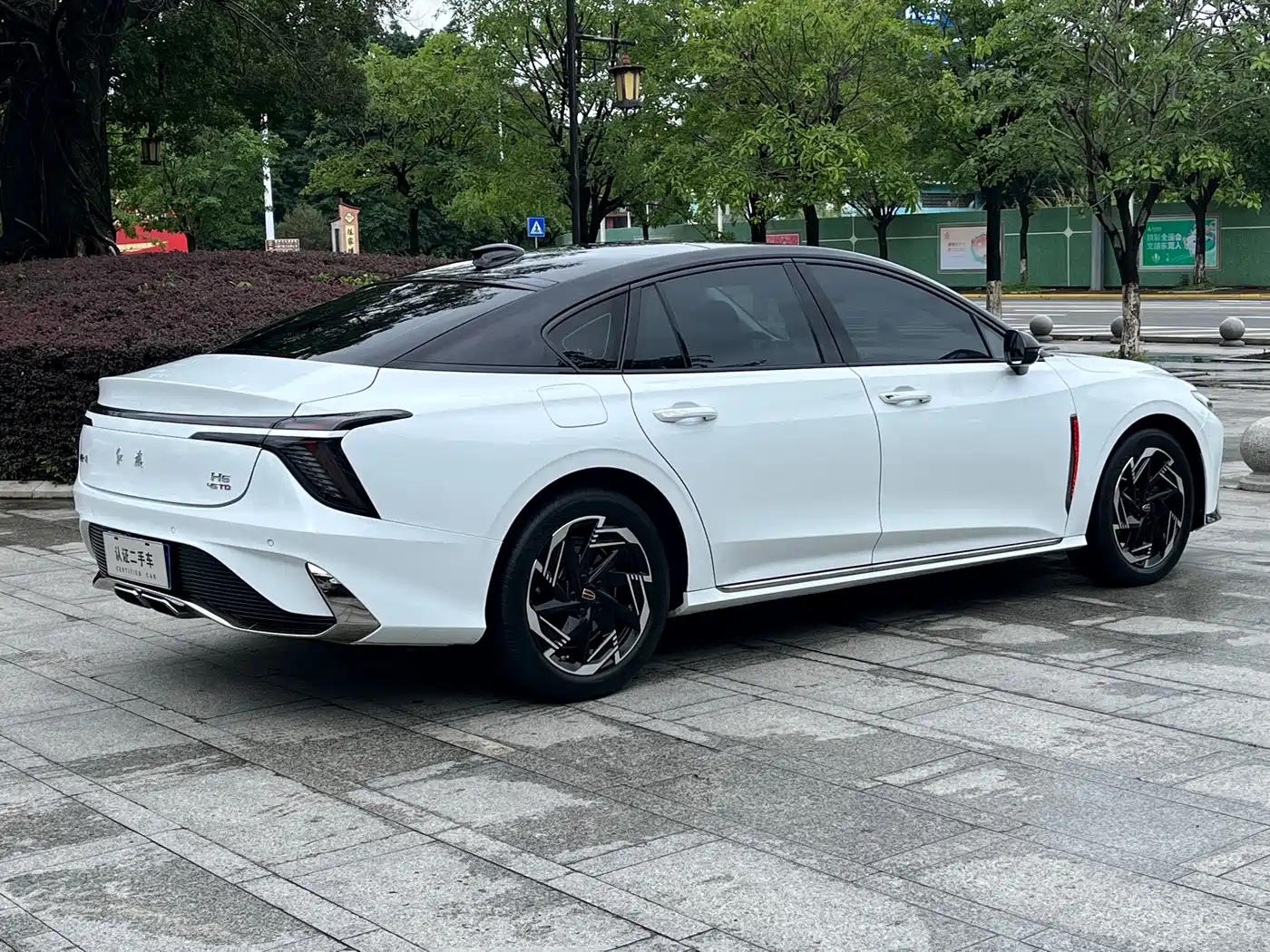 Hongqi H6 2023 2.0T Comfort Edition фото 6
