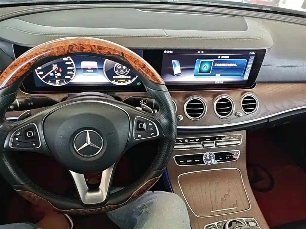 Mercedes-Benz E-Class 2018 E 300 L Fashion фото 10