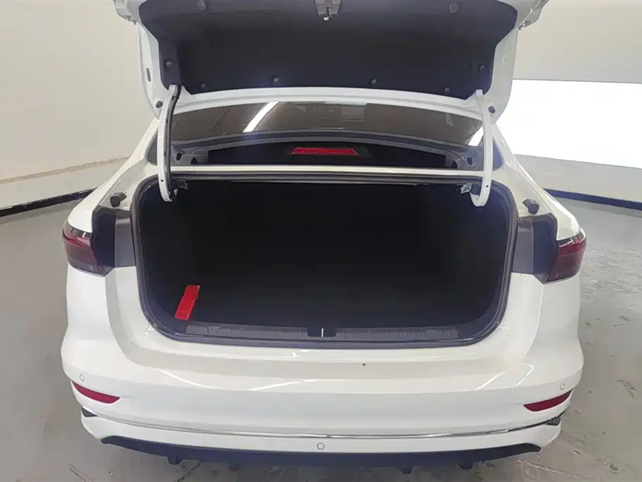 GEELY AUTOMOBILE EMGRAND