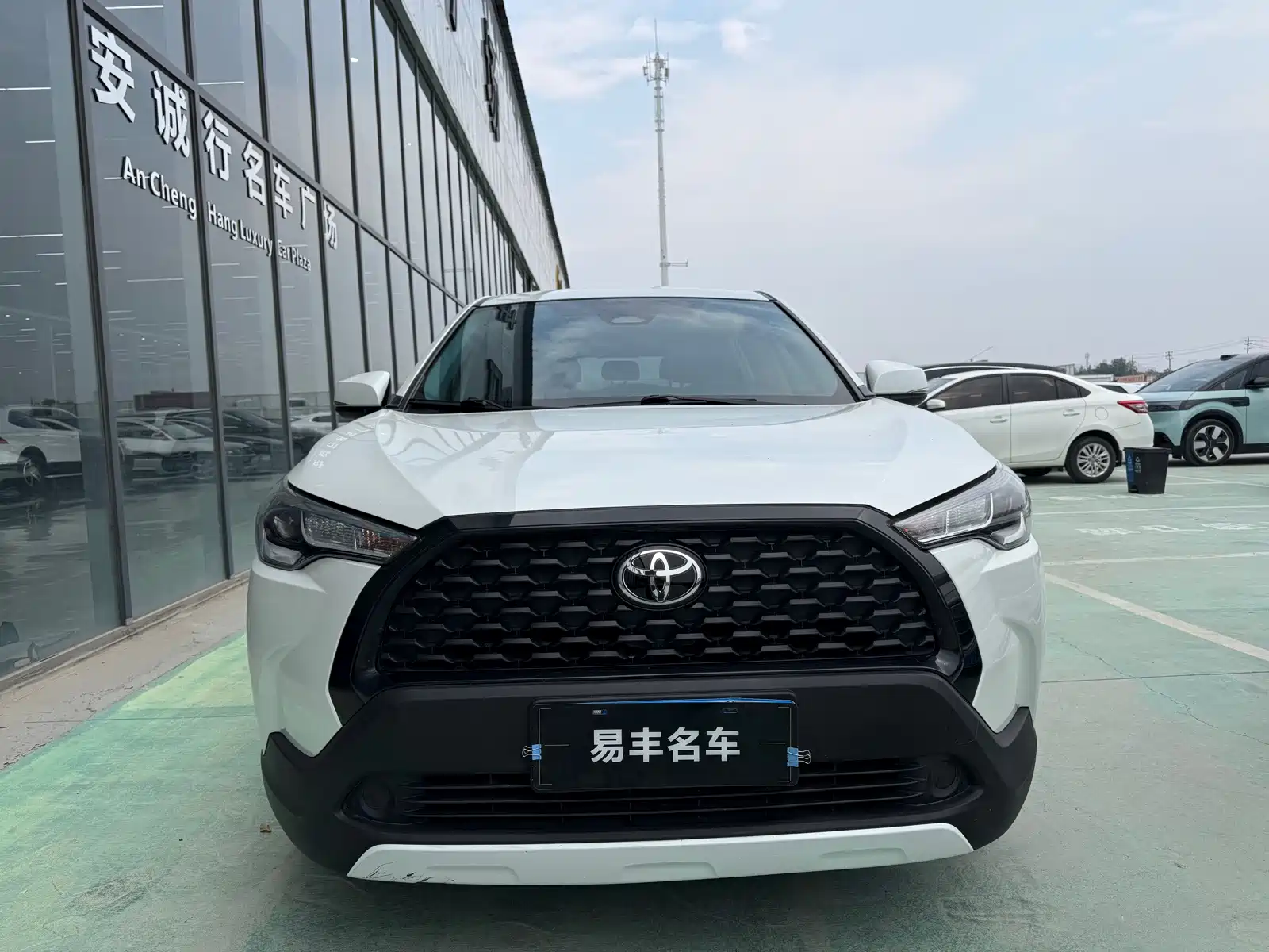 Фото 2 - Toyota Corolla Cross