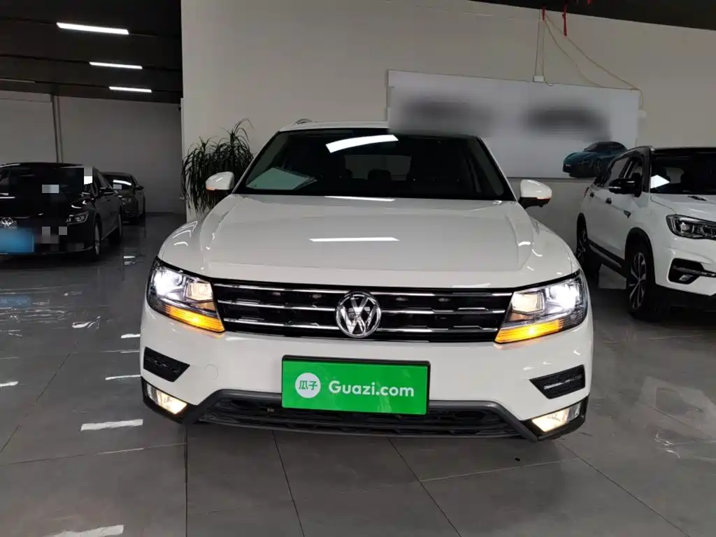 Volkswagen Tiguan L 2018 330TSI Automatic 2WD Luxury Edition фото 3
