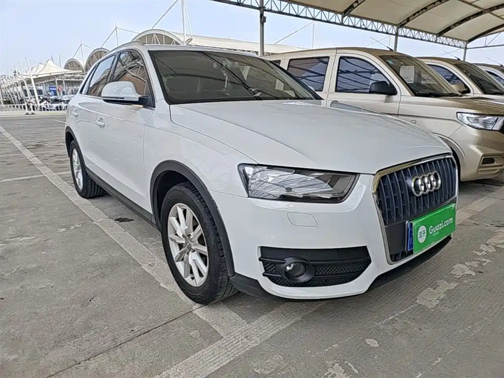 Audi Q3 2015 35 TFSI Millionth Anniversary Intelligent Leader фото 4