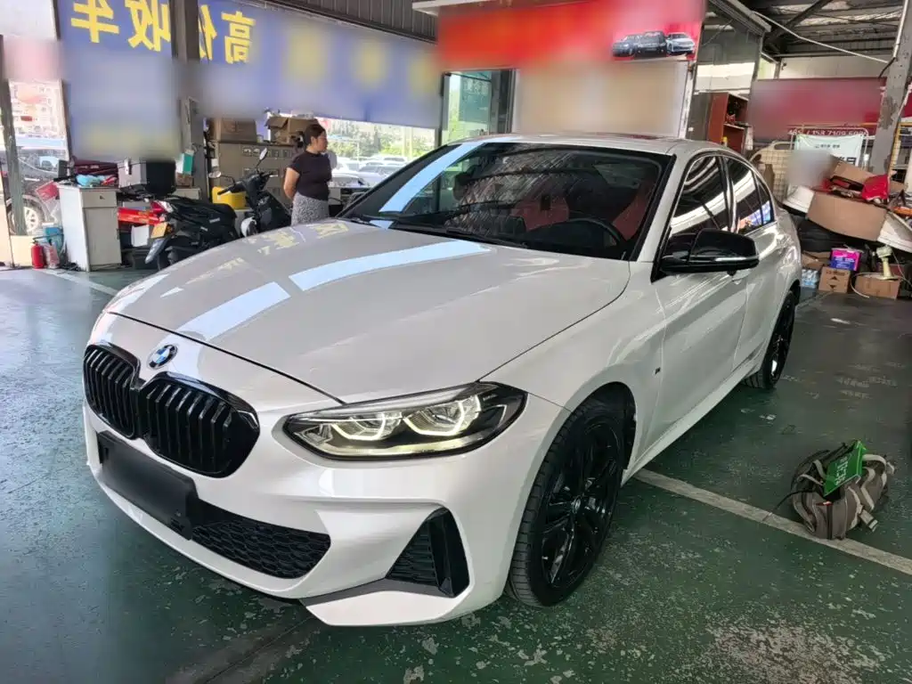 BMW 1 Series 2023 2022 125i M Sport Shadow Edition