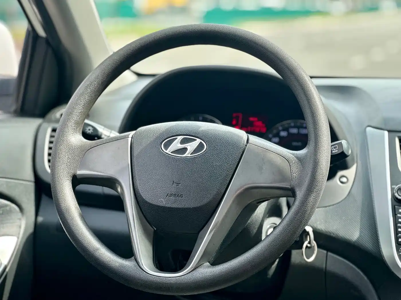 Hyundai Reina 2014 2014 1.4L Manual GLX