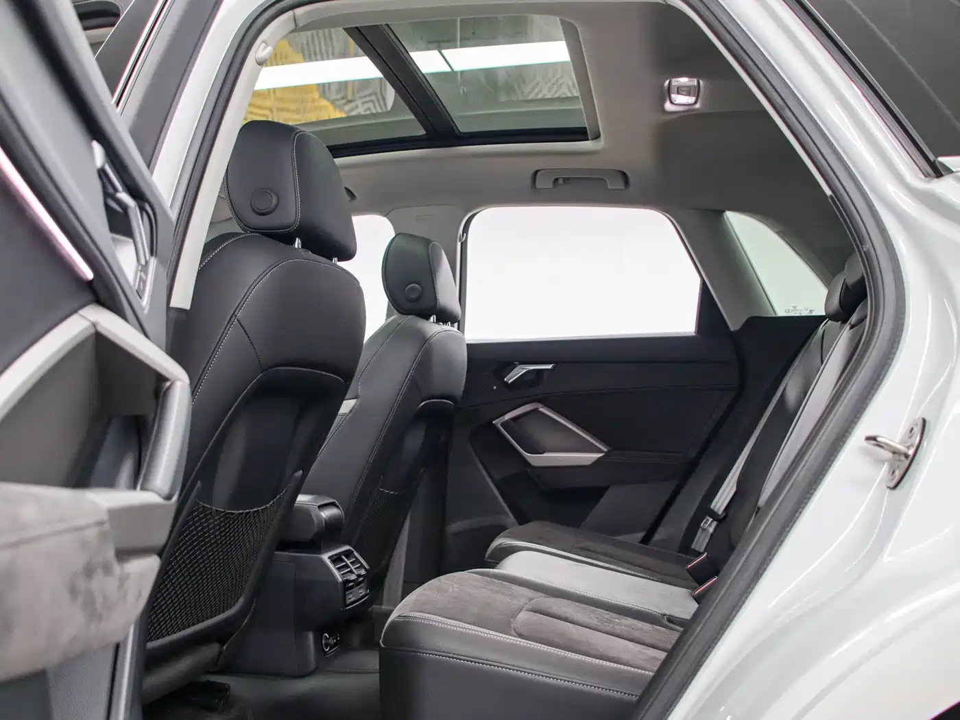 Audi Q3 2022 35 TFSI Fashion Dynamic фото 16