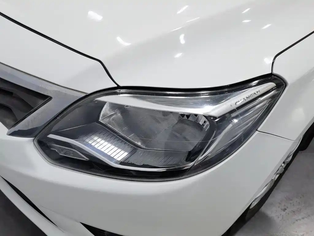 Changan Yuexiang V3 2019 2015 1.4L Manual Cozy (China V)
