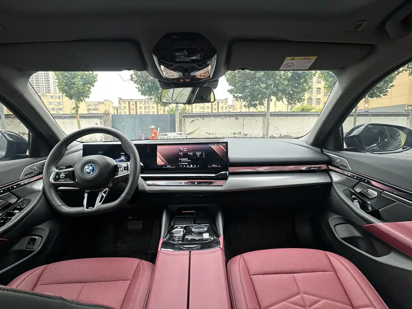 BMW i5 2025 eDrive 40L M Sport Package фото 6