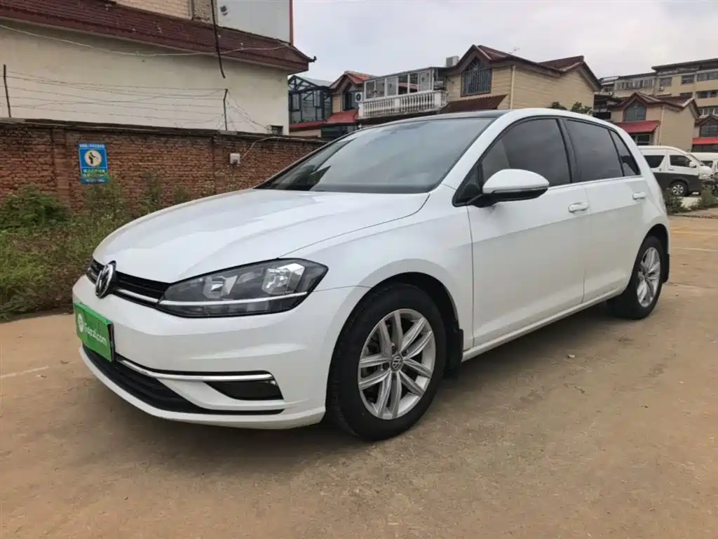 Volkswagen Golf 2018 1.6L Automatic Comfort