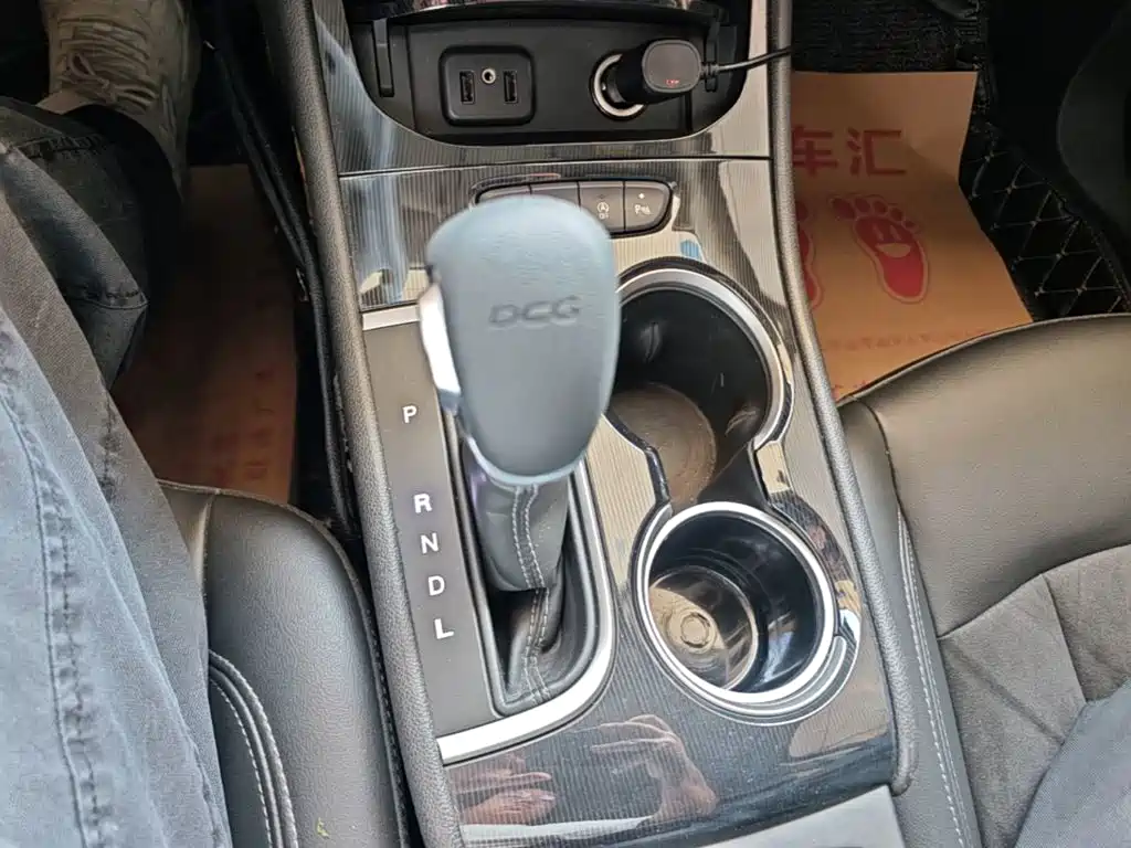 Photo 14 - Buick Verano